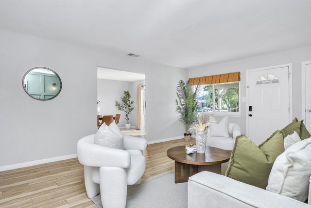 871 Cross St, Pittsburg, CA 94565