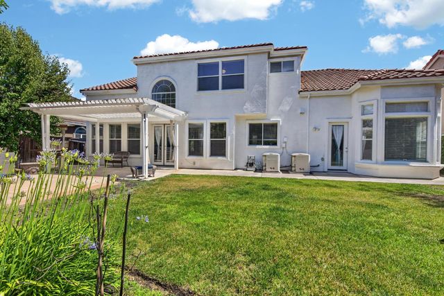 4686 Pine Valley Cir, Stockton, CA 95219