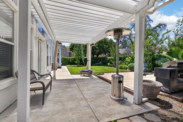 4686 Pine Valley Cir, Stockton, CA 95219