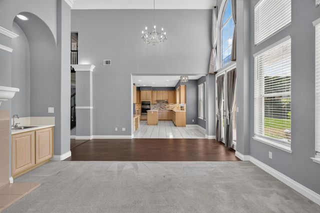 4686 Pine Valley Cir, Stockton, CA 95219