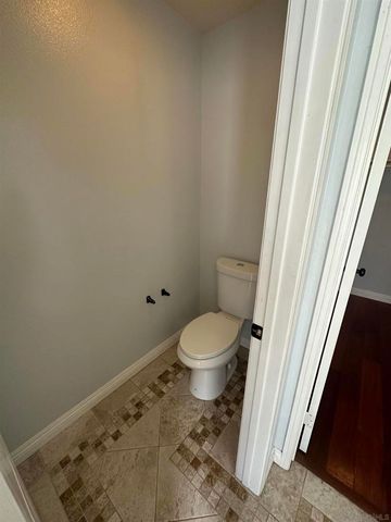 2845 W Canyon, San Diego, CA 92123