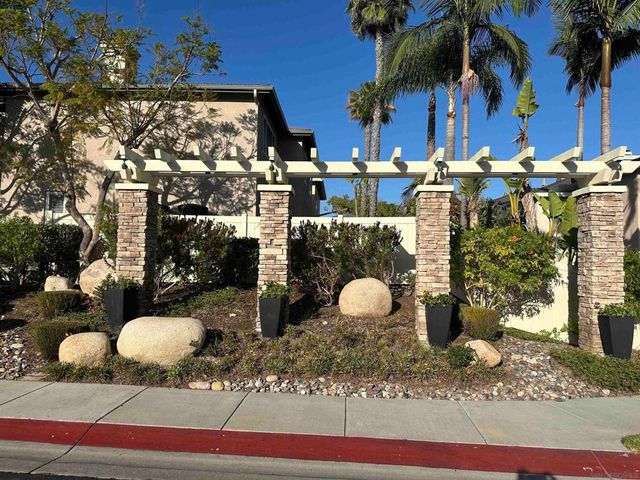 2845 W Canyon, San Diego, CA 92123