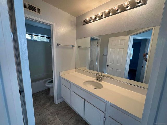2845 W Canyon, San Diego, CA 92123