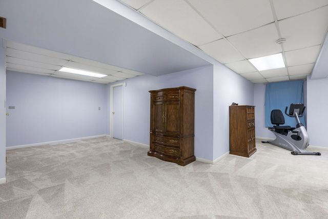45 Warrington Drive, Lake Bluff, IL 60044