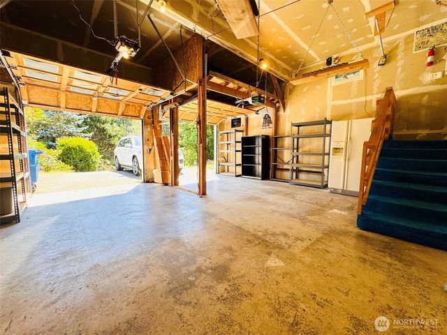 22533 13th Avenue S, Des Moines, WA 98198
