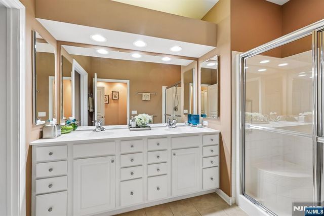7111 Warrens Way, Wanaque, NJ 07465