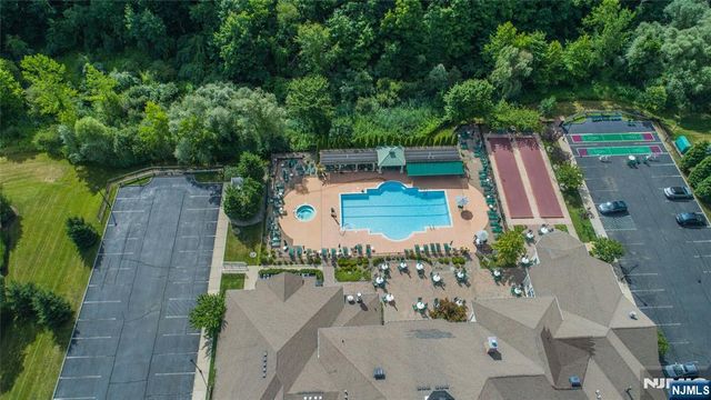 7111 Warrens Way, Wanaque, NJ 07465