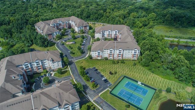 7111 Warrens Way, Wanaque, NJ 07465