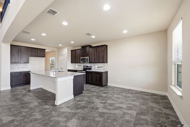 5044 Forest Oak, Schertz, TX 78108