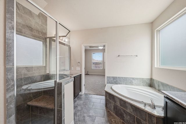 5044 Forest Oak, Schertz, TX 78108