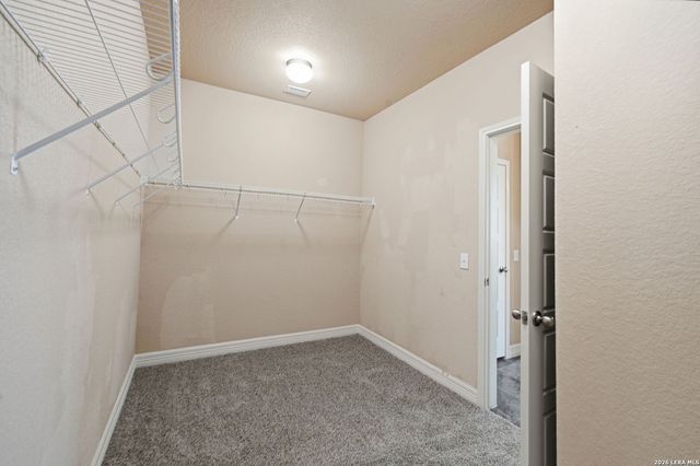 5044 Forest Oak, Schertz, TX 78108