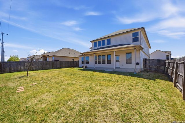 5044 Forest Oak, Schertz, TX 78108