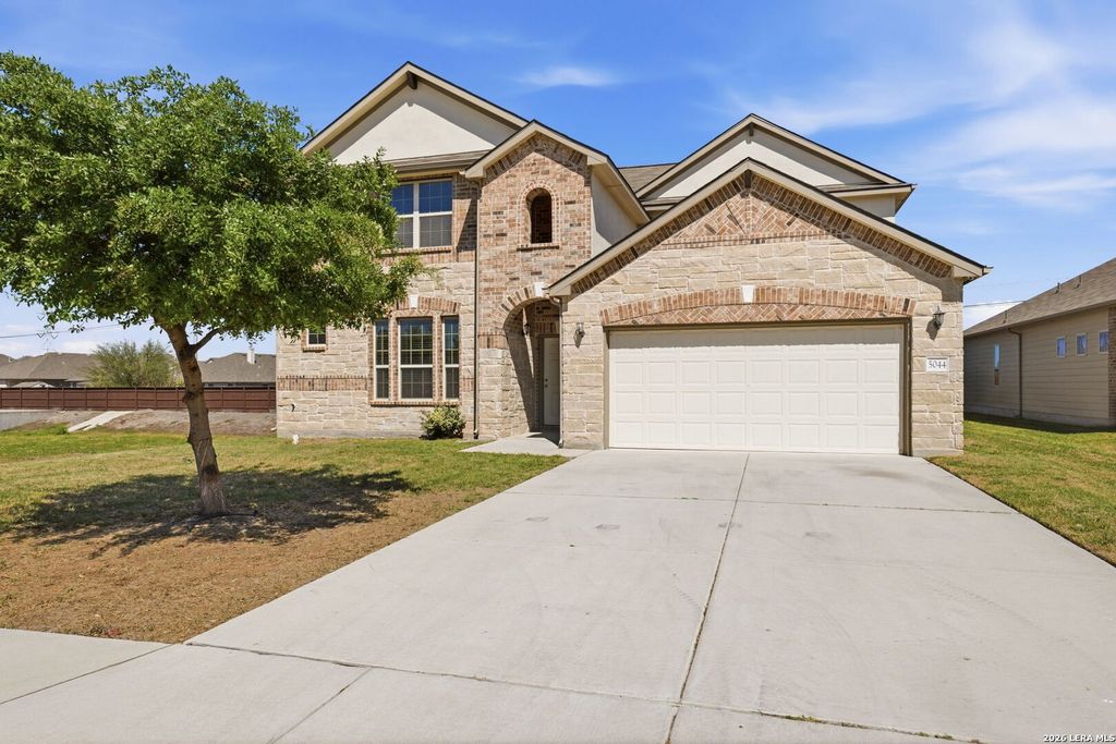 5044 Forest Oak, Schertz, TX 78108