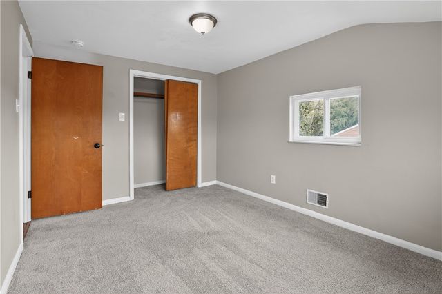 1322 Romine Ave, Port Vue, PA 15133