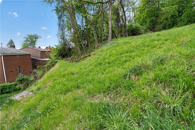 1322 Romine Ave, Port Vue, PA 15133