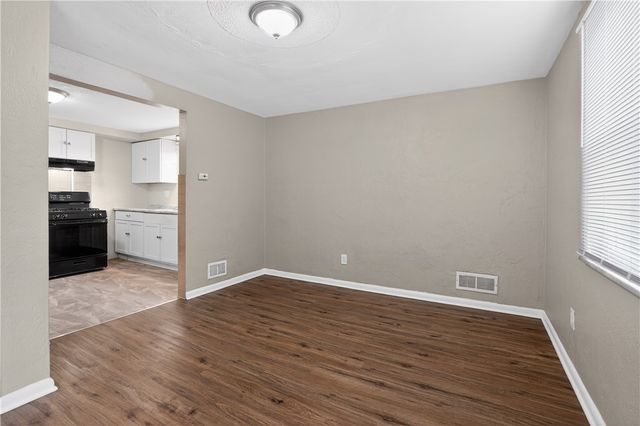 1322 Romine Ave, Port Vue, PA 15133