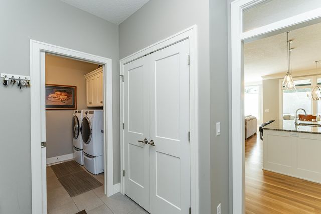 1062 Fox Hill Lane SW, Rochester, MN 55902