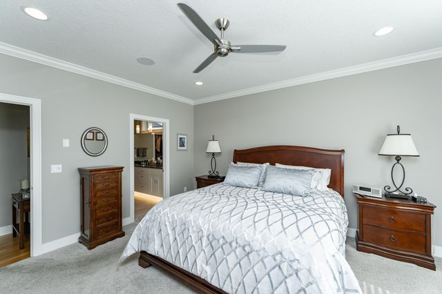 1062 Fox Hill Lane SW, Rochester, MN 55902