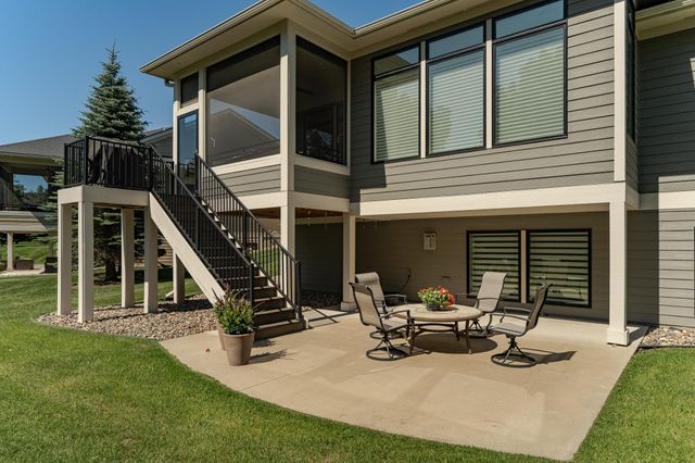 1062 Fox Hill Lane SW, Rochester, MN 55902