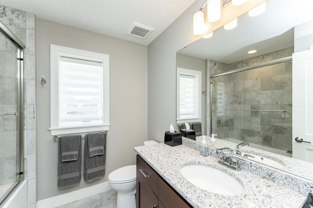 1062 Fox Hill Lane SW, Rochester, MN 55902