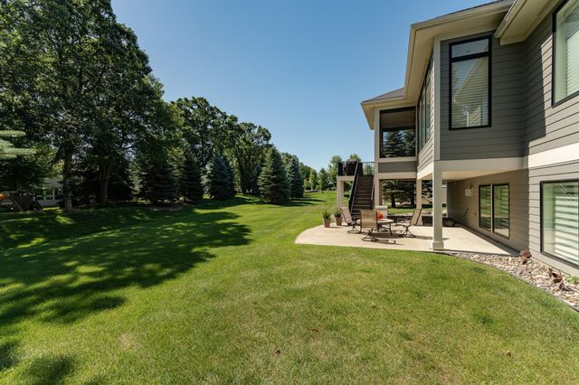 1062 Fox Hill Lane SW, Rochester, MN 55902