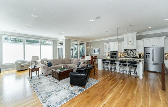 1062 Fox Hill Lane SW, Rochester, MN 55902
