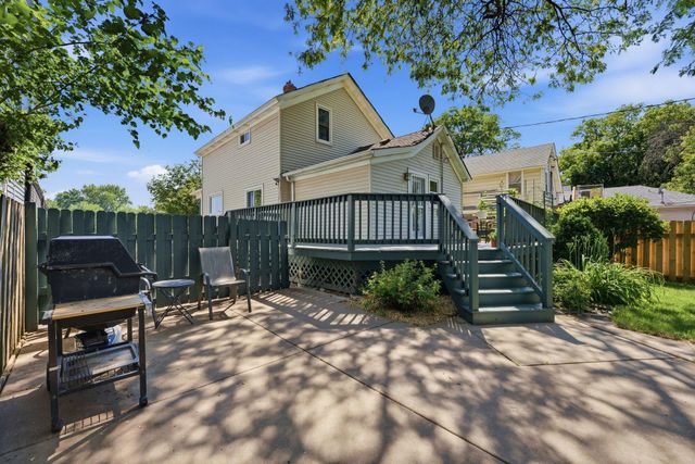 397 Thomas Avenue, Saint Paul, MN 55103