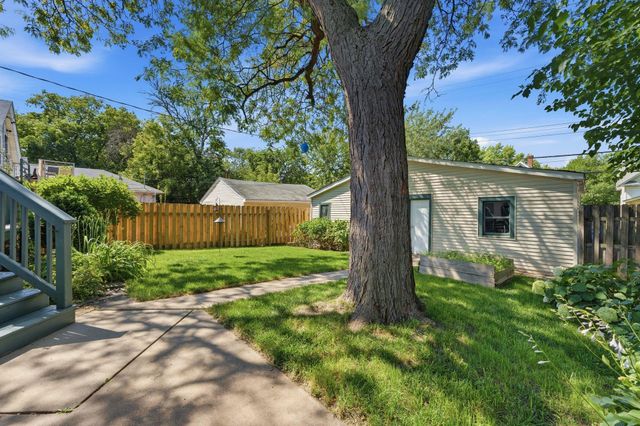 397 Thomas Avenue, Saint Paul, MN 55103
