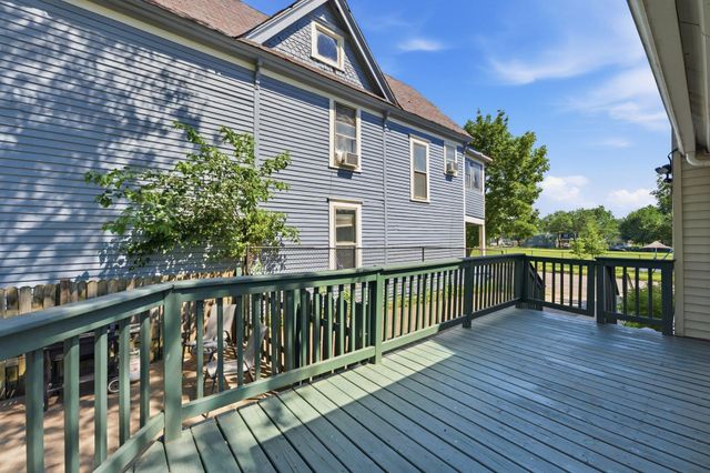 397 Thomas Avenue, Saint Paul, MN 55103