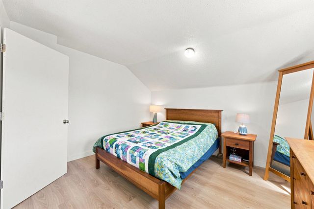 397 Thomas Avenue, Saint Paul, MN 55103