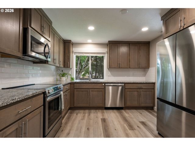 417 Nw 84TH Cir, Vancouver, WA 98665