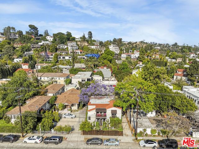 2420 N Beachwood Drive, Los Angeles, CA 90068