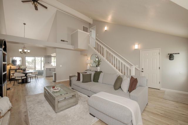 9639 N 10th Street, Fresno, CA 93720