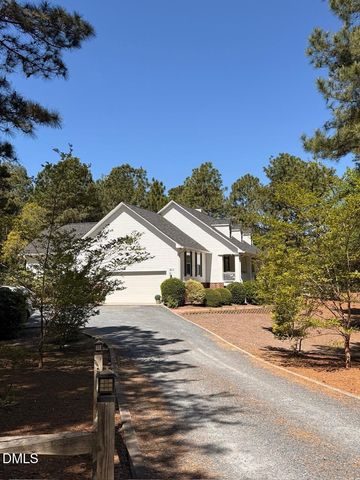 109 Sweetbriar Court, West End, NC 27376