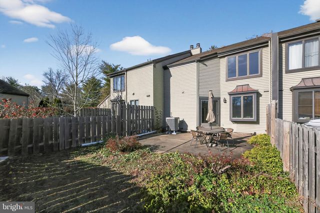 7 GARRISON PL, Newtown, PA 18940