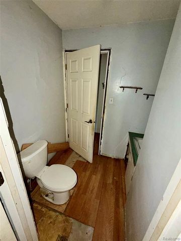 3233 W Home Avenue, Flint, MI 48504