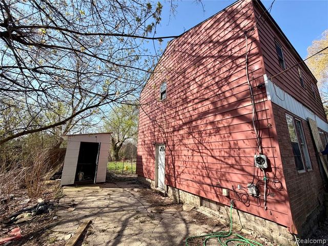 3233 W Home Avenue, Flint, MI 48504