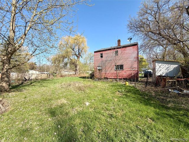 3233 W Home Avenue, Flint, MI 48504