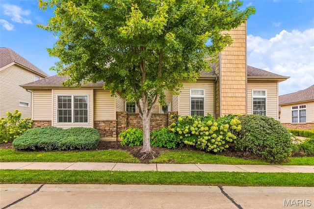 1264 Harmony Lake Drive, Cottleville, MO 63376