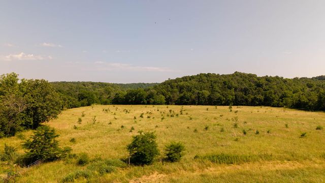 804 Banks Road, Hardy, AR 72542