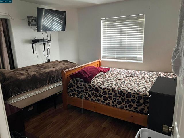 101 Sanford Ave, Richmond, CA 94801