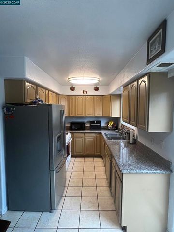 101 Sanford Ave, Richmond, CA 94801