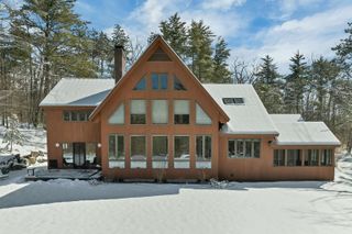 37 O'Connor Lane, Albany, NH 03818
