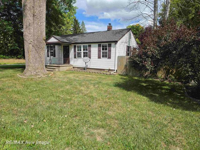 2502 S 24th Street, Saginaw, MI 48601
