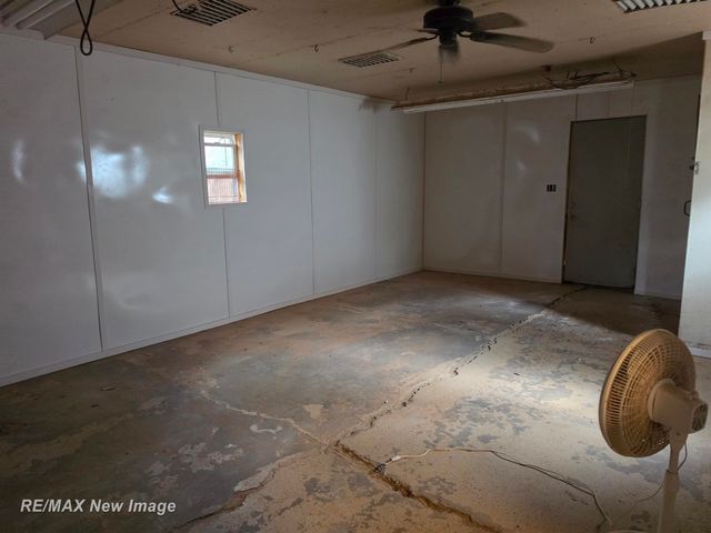 2502 S 24th Street, Saginaw, MI 48601