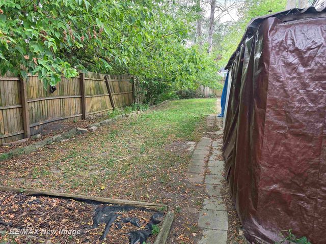 2502 S 24th Street, Saginaw, MI 48601
