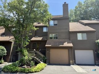 900 Mix Avenue 45, Hamden, CT 06514