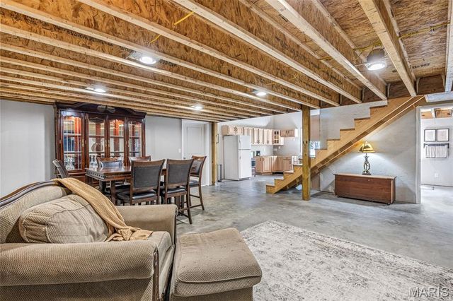11117 Delbridge Road, Potosi, MO 63664