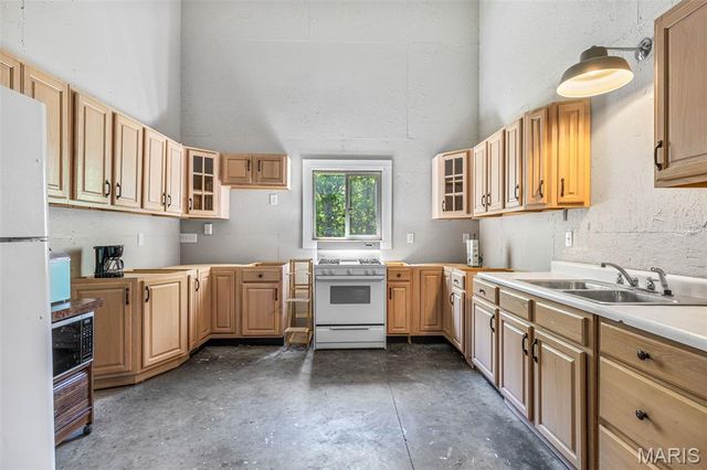 11117 Delbridge Road, Potosi, MO 63664