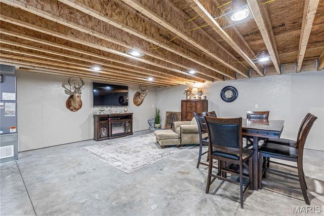 11117 Delbridge Road, Potosi, MO 63664
